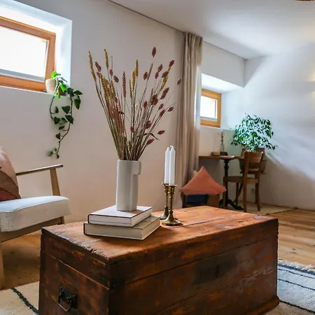Apartment Chasa Savue Guarda