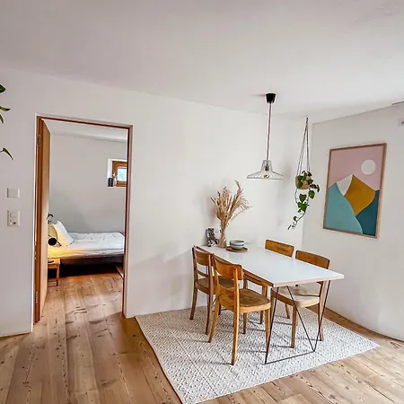Chasa Savue Apartment Guarda