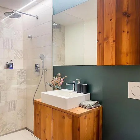 Apartment Chasa Savue Guarda